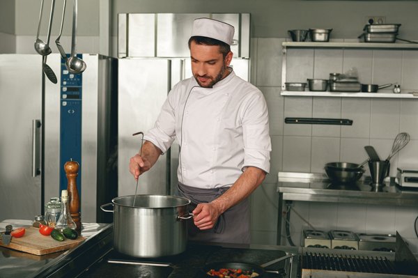 Matériel cuisine professionnel : optimisez votre créativité culinaire